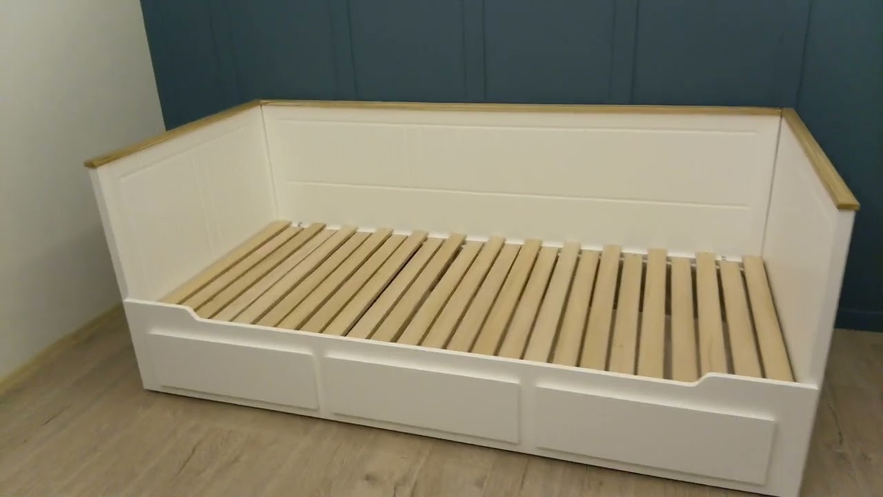 Dıvan 80x200 açıldığında 160x200 kople mdf lake boya kullanılmaktadır 