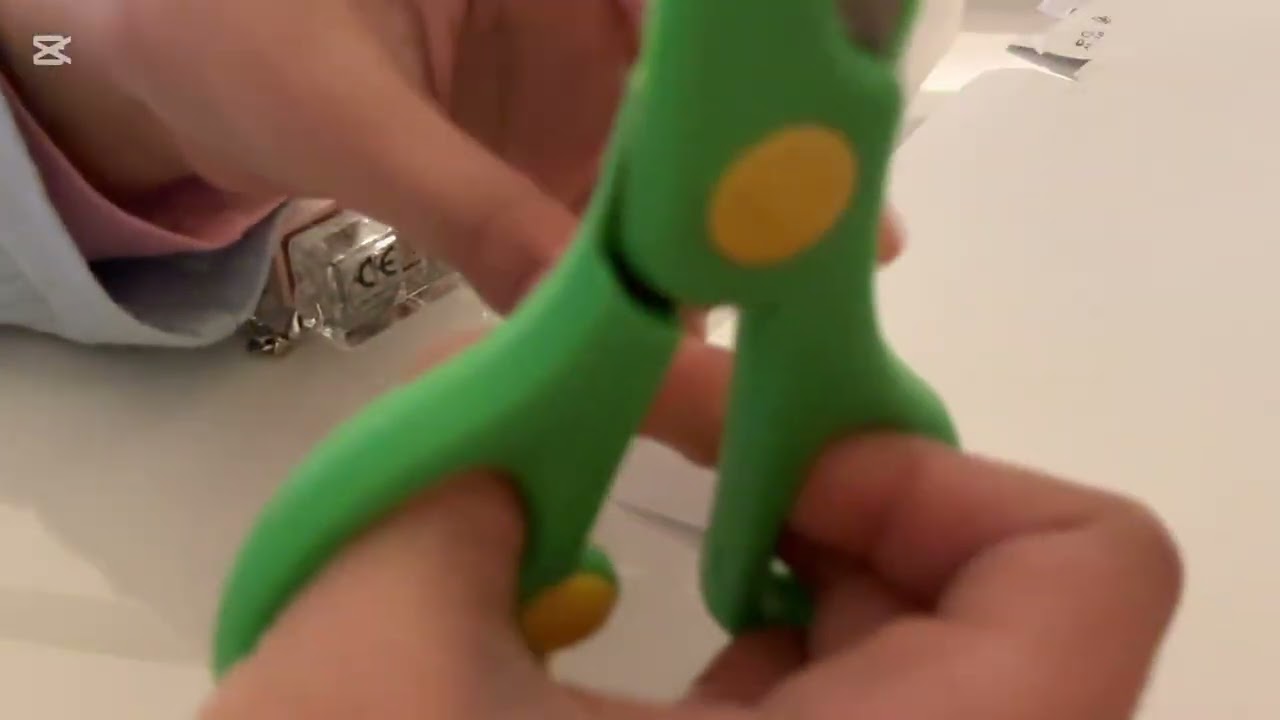 HOW TO MAKE A FIDGET TOY CONSOLE!! TUTORIAL BY USING KEYBOARD FIDGET!! SIMPLE AND EASY TOY!!!