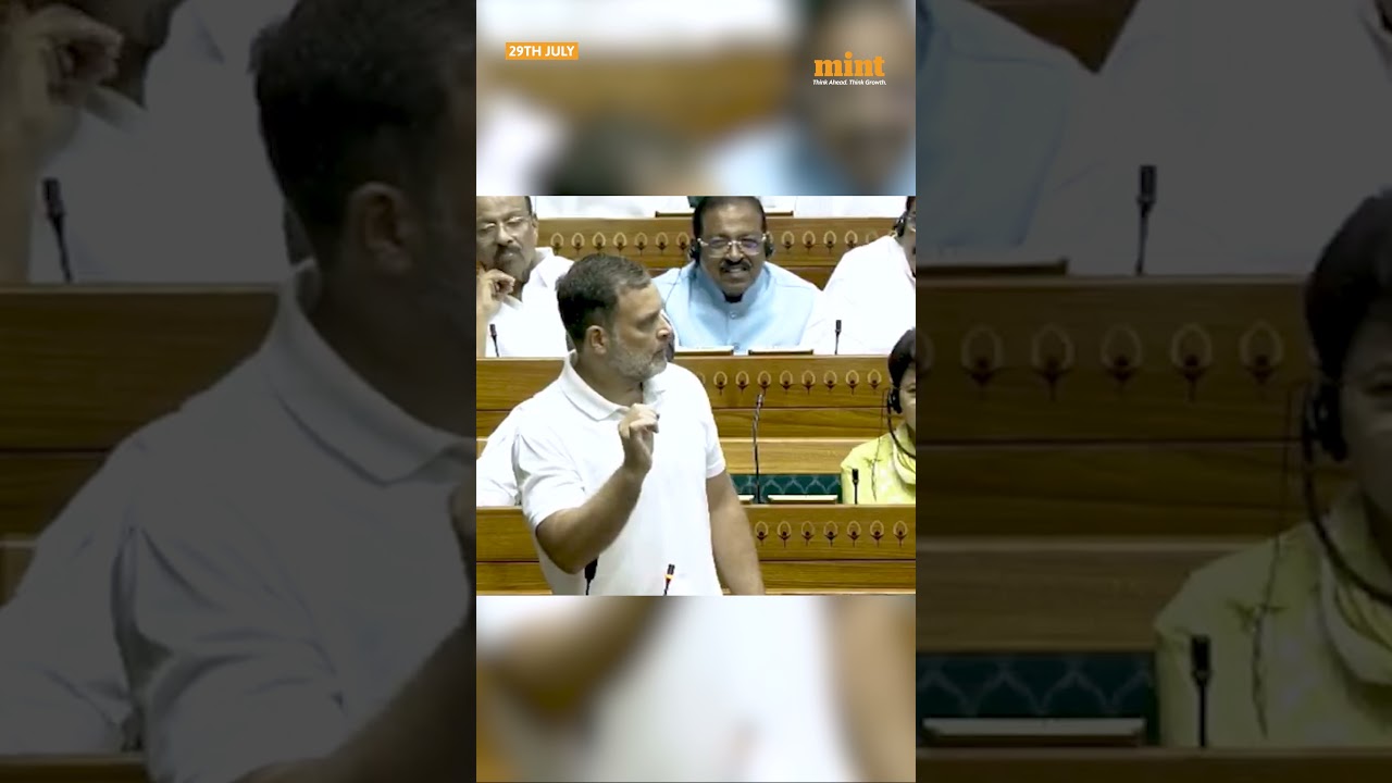 #RahulGandhi Slams #AmitShah's Absence, Claims #HomeMinister Authorised Shooting At Students Protest