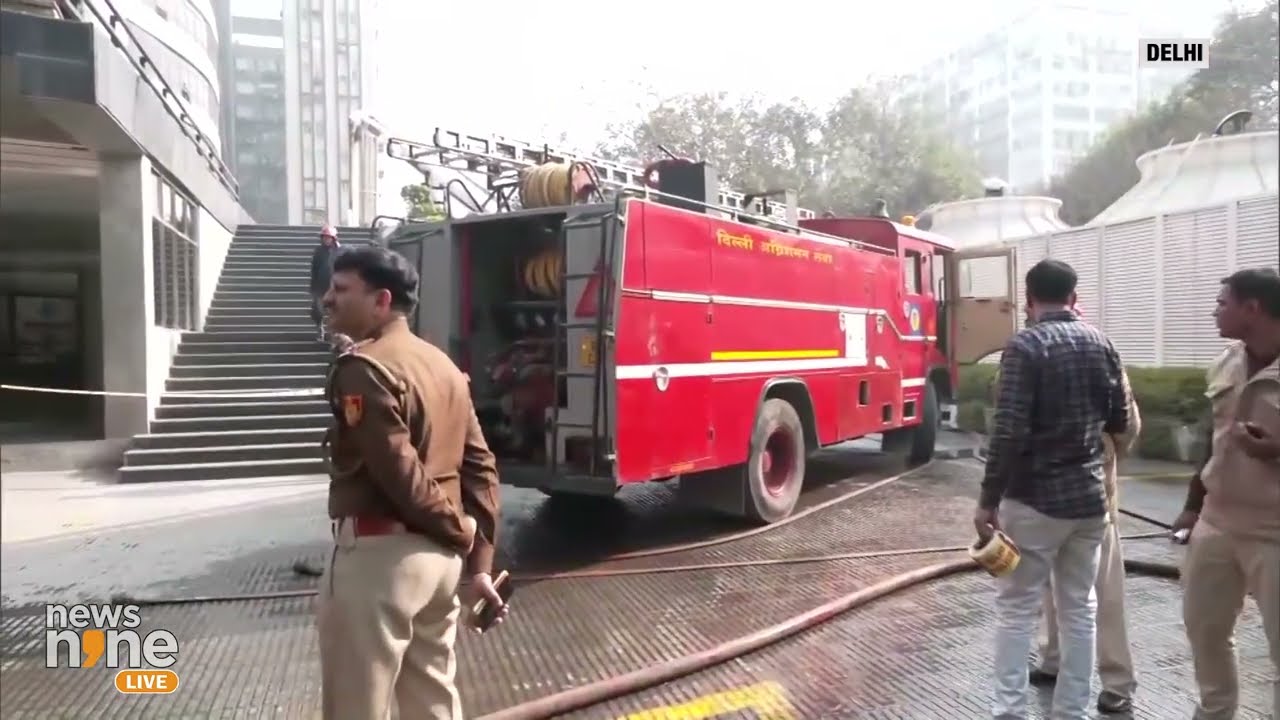 Delhi: Fire Erupts at Gopal Das Building, Barakhamba Road | 15 Fire Tenders on Scene