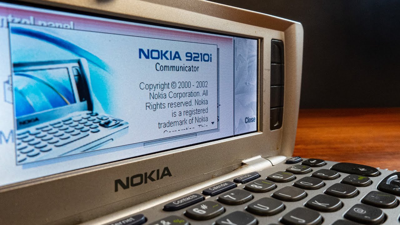 Nokia спрятала компьютер внутри телефона