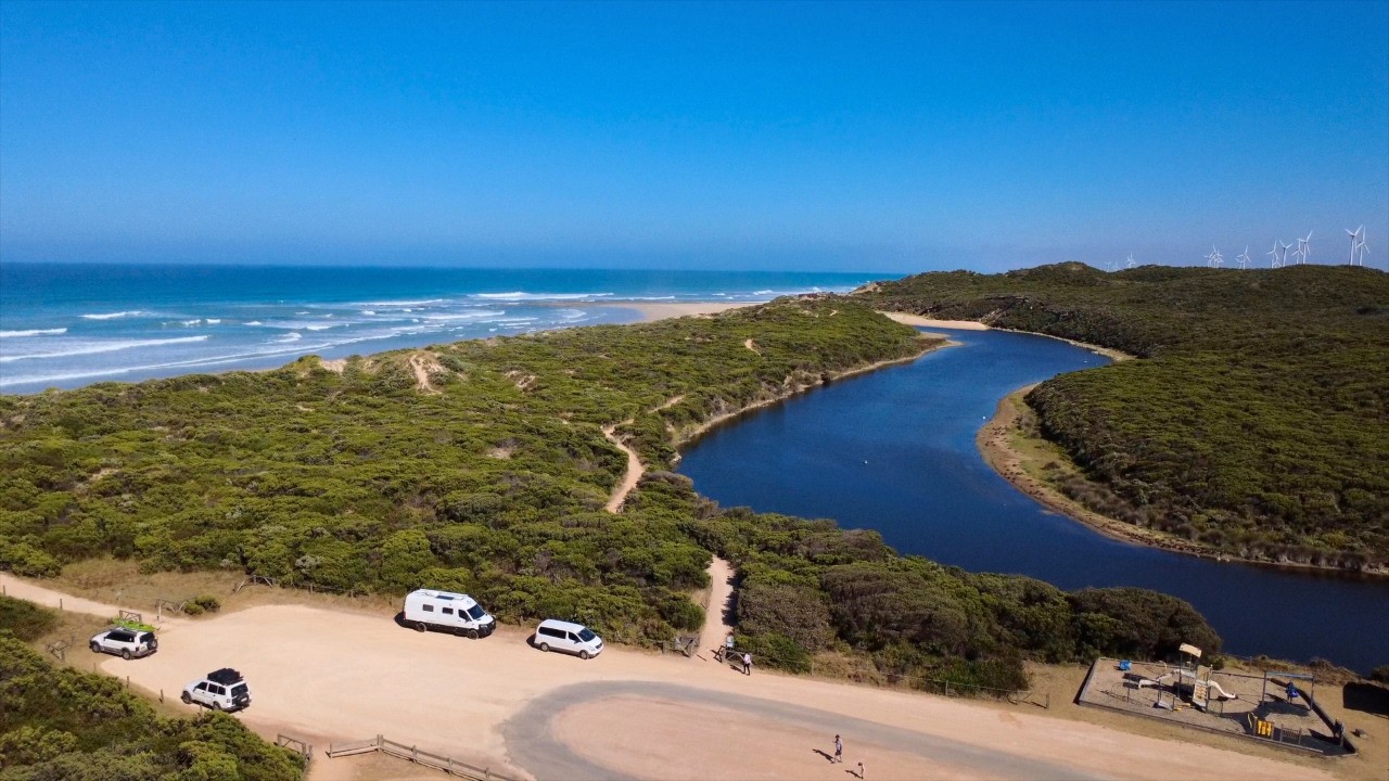 Yambuk Lake & The Giant Slide | Great Ocean Road