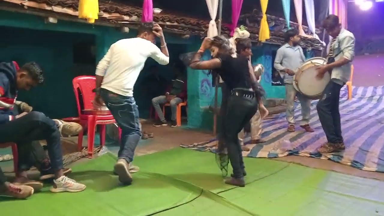 देके अंगूठी कई ले चिन्हारी मिलबु कौन महीना में ll देशी बैंडबाजा सुपरहिट डांस ll कमल cs २०२४