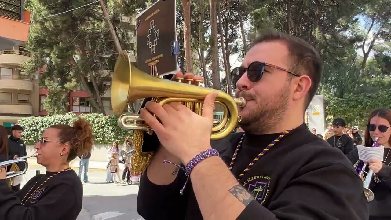 Banda de Tambores y Cornetas Nazareno de Monóvar. Entrada de Bandas 2025 Monóvar.