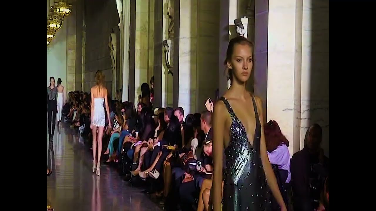 ARCHIVED AS FALL 2010 JILL STUART RUNWAY FASHION SHOW FEATURING SONG PICTURE OF YOU
