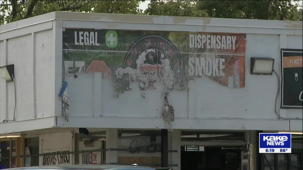 Second day of raids target Kansas stores accused of selling illegal marijuana, THC products