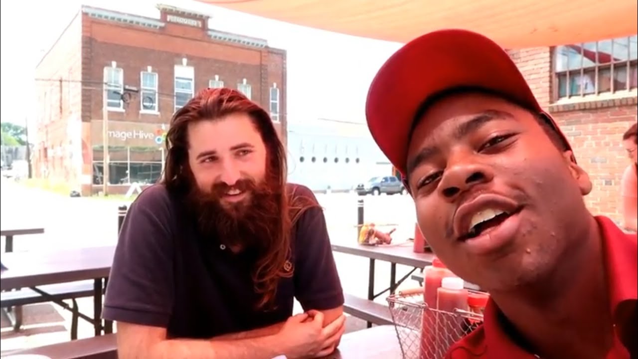 Red Clay Tours takes us to Saws Soul Kitchen. Best BBQ in the city?