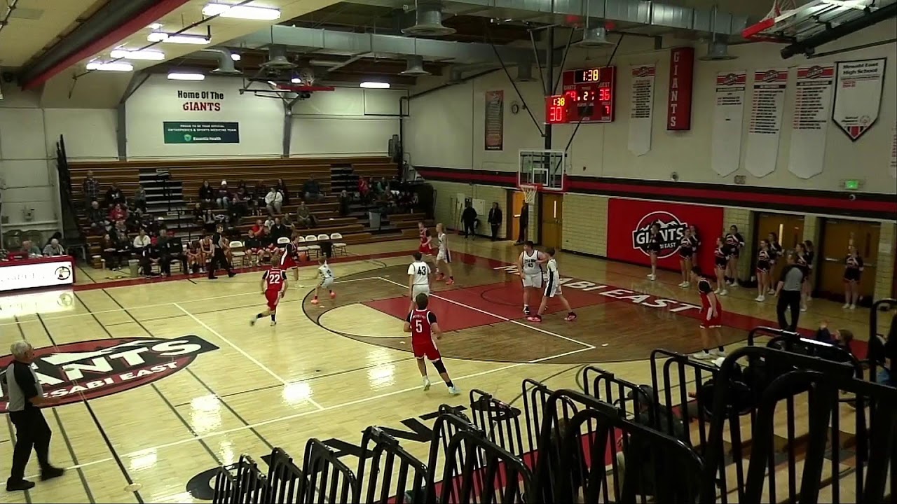 Mesabi East Boys Basketball vs stella Maris 1/5/2026