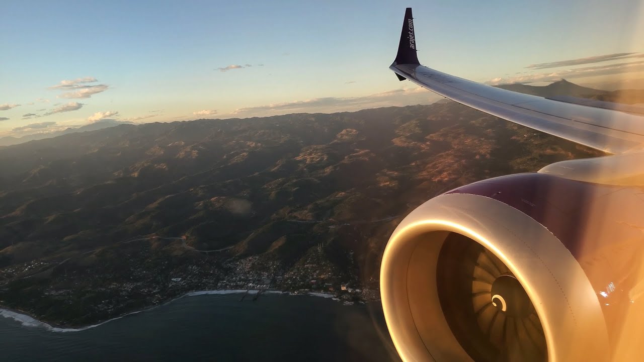 Arajet B737 MAX 8 Turbulent Golden Hour Landing in El Salvador|4K|