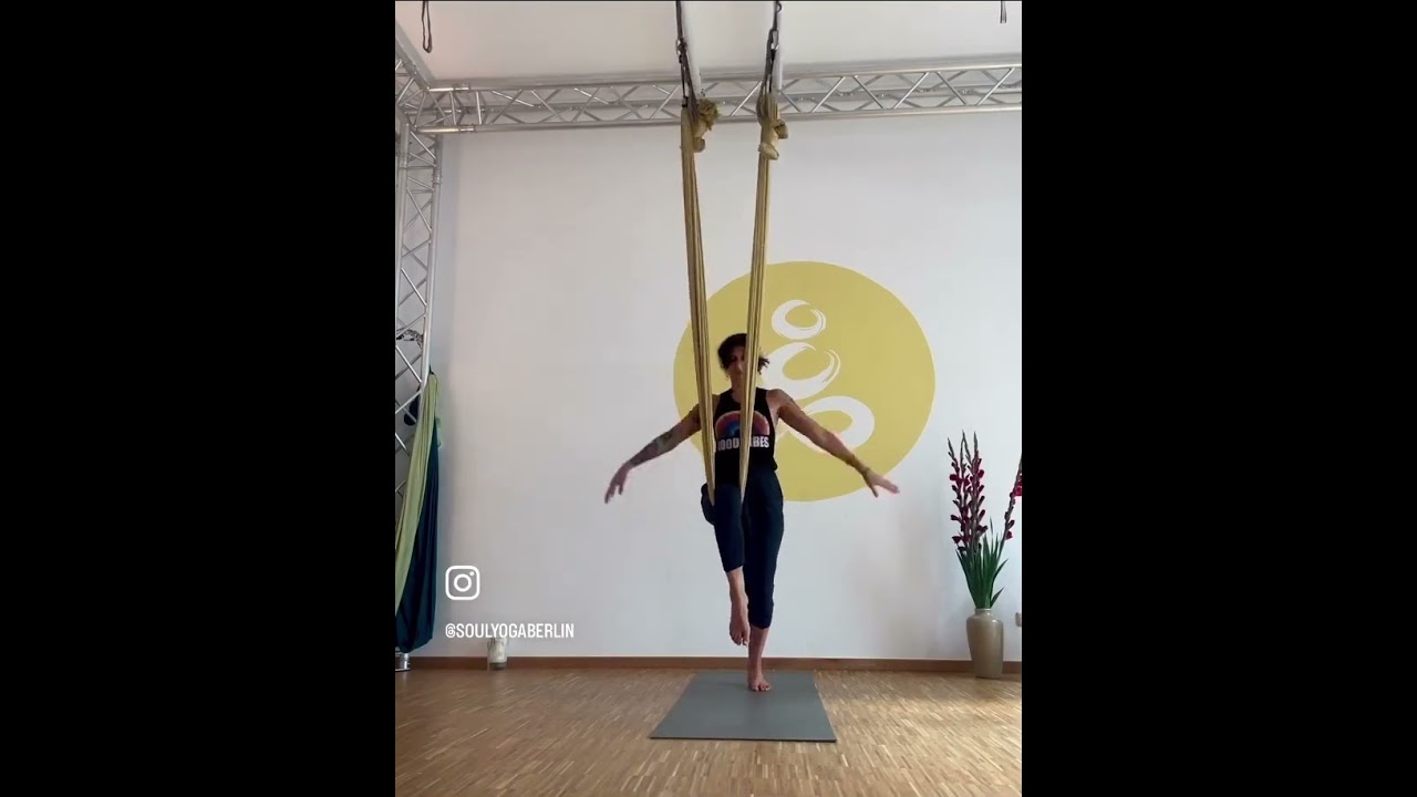 Aerial Yoga SOULYOGA Berlin