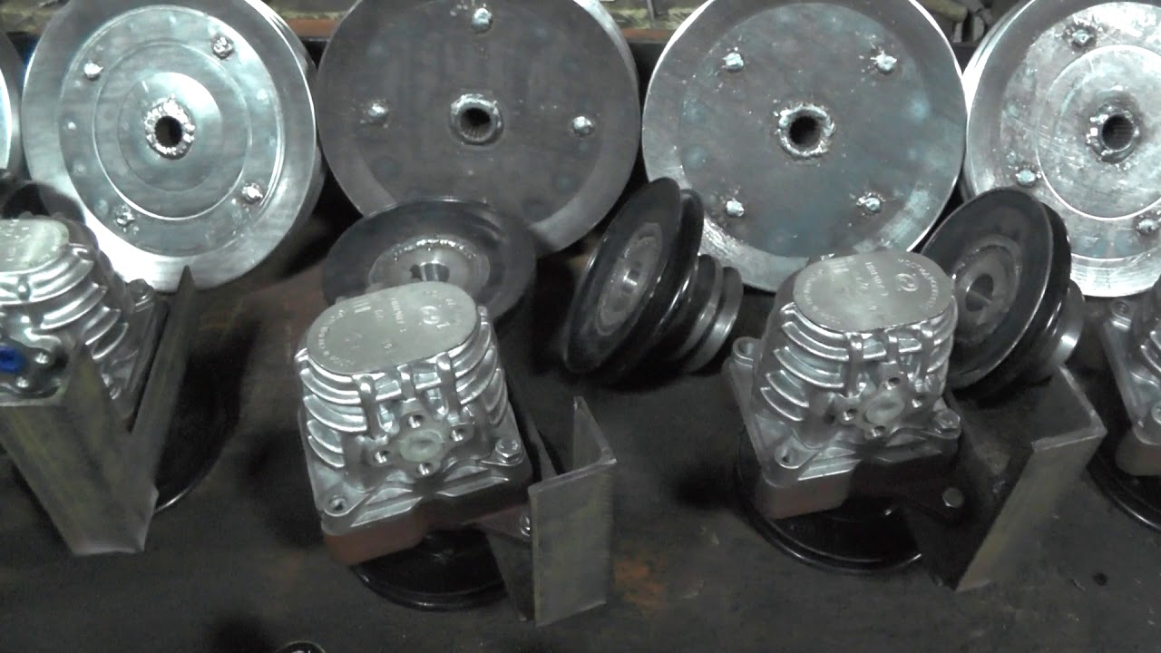 отчетное видео о прогрессе постройки мини погрузчиков для заказчиков