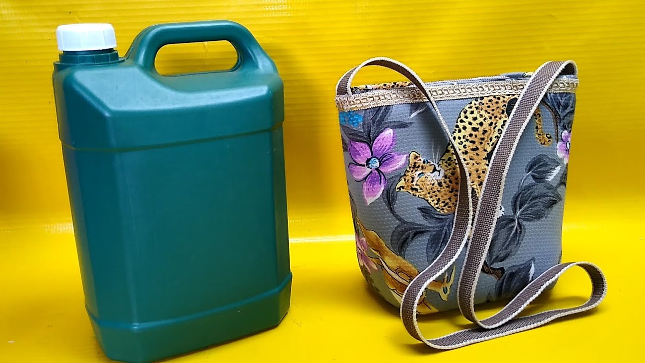 COMO FAZER BOLSA DE GARRAFAS  PLASTICOS / HOW TO MAKE A BAG