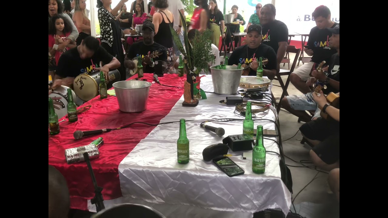 Samba &agrave; Bangu no Quiosque da Brahma.