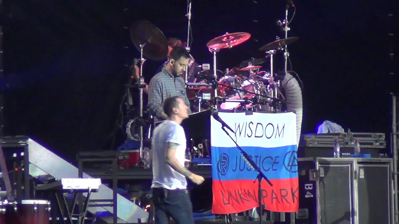 Linkin Park - 14 - The Catalyst - Live  Moscow - Maxidrom 10 июня 2012.