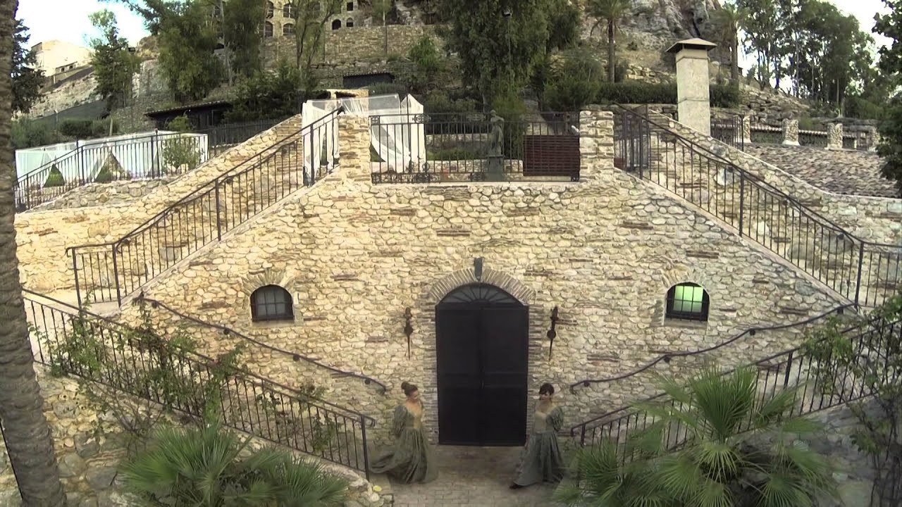 Castello Chiaramonte Siculiana  Ag RICEVIMENTI  IMPECCABILI