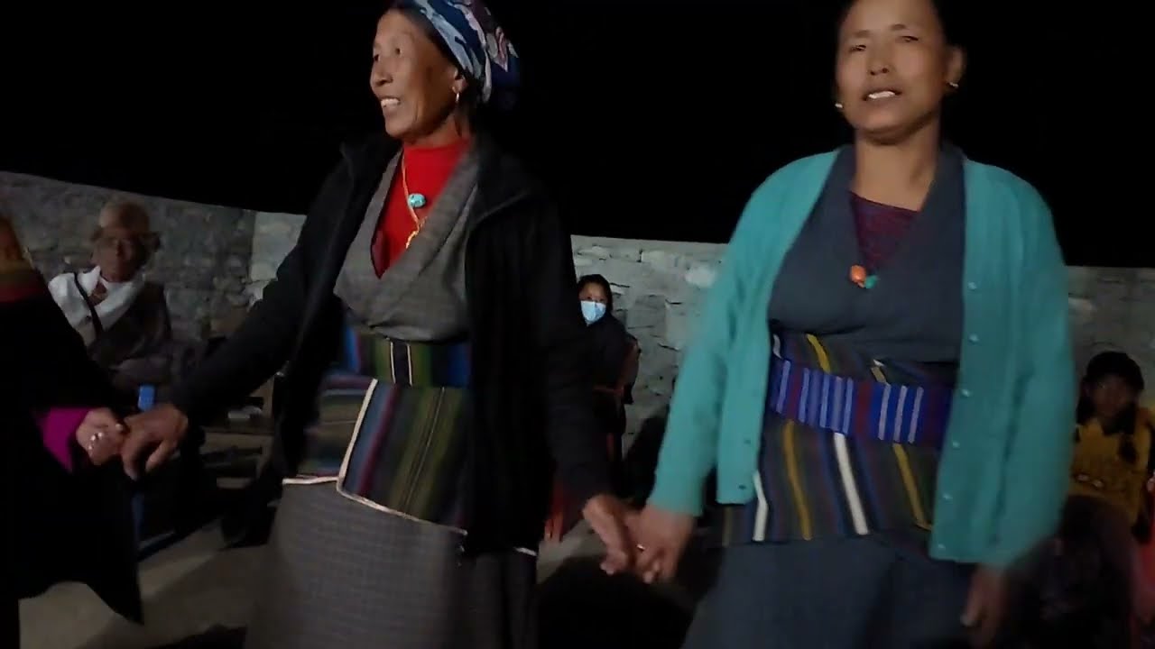 YABU HATA FLOK DANCE