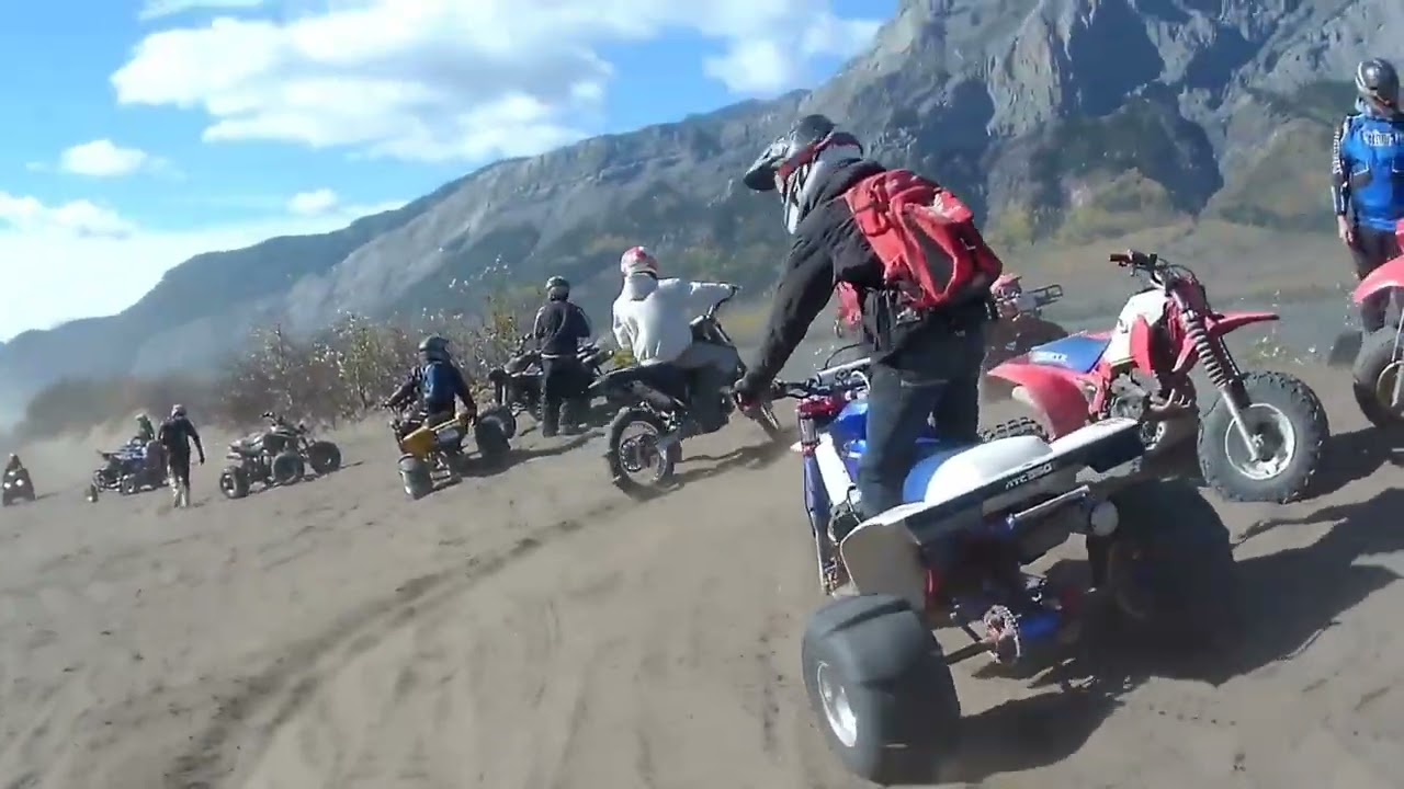 atc 250r hillclimbs in brule with a couple tri z 250 trikes @threewheelsforlife