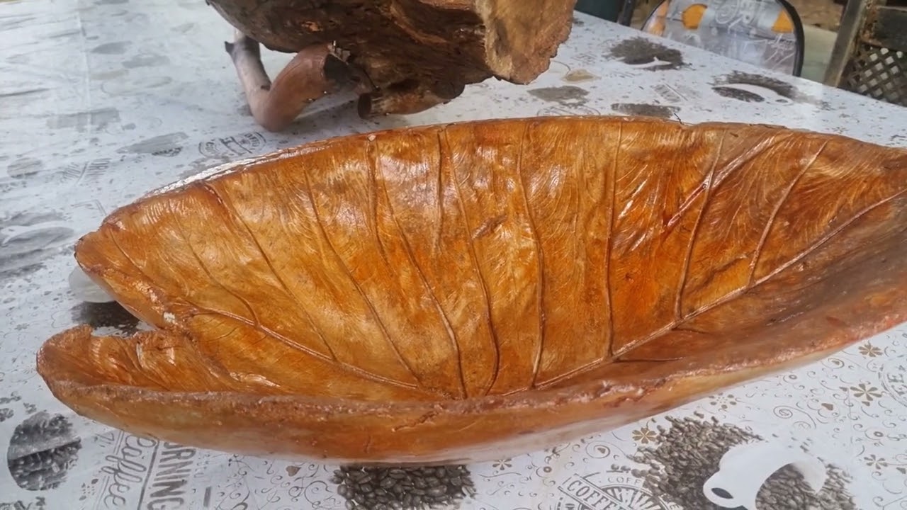 Fiz um arranjo lindo com um pedaço de madeira   
