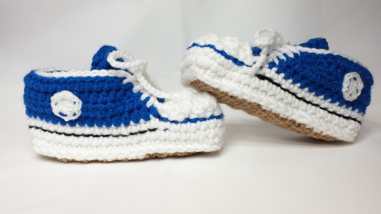 Kapcie trampki na szydełku 3/3, wiek 4 lata, sneakersy 4K