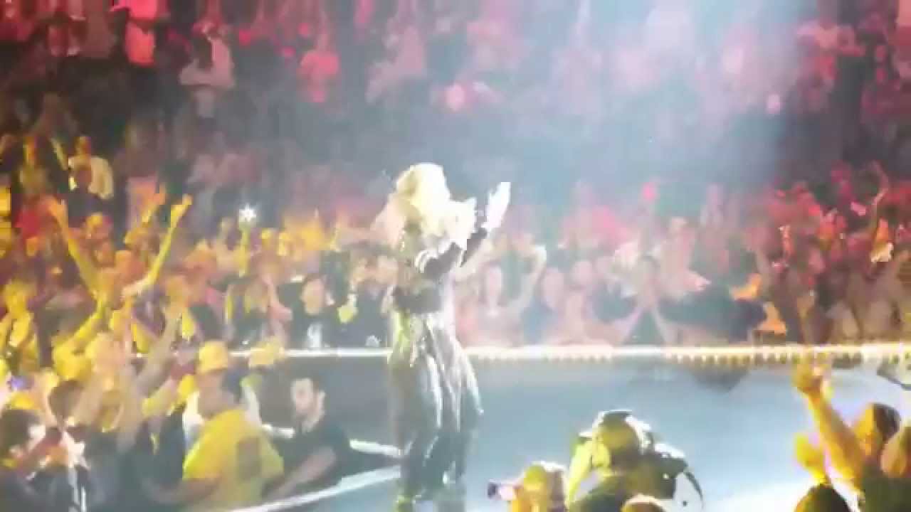 LIKE A PRAYER - MADONNA MDNA TOUR NYC/NJ