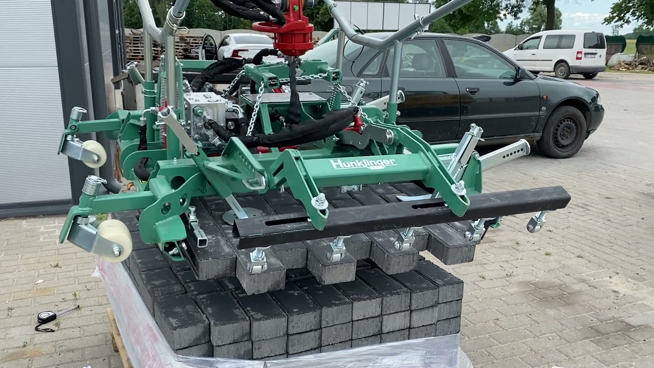 Hunklinger p01-2 profi twist + mini koparka JCB36 C-1. Dostawa oraz uruchomienie: chwytak do kostki.