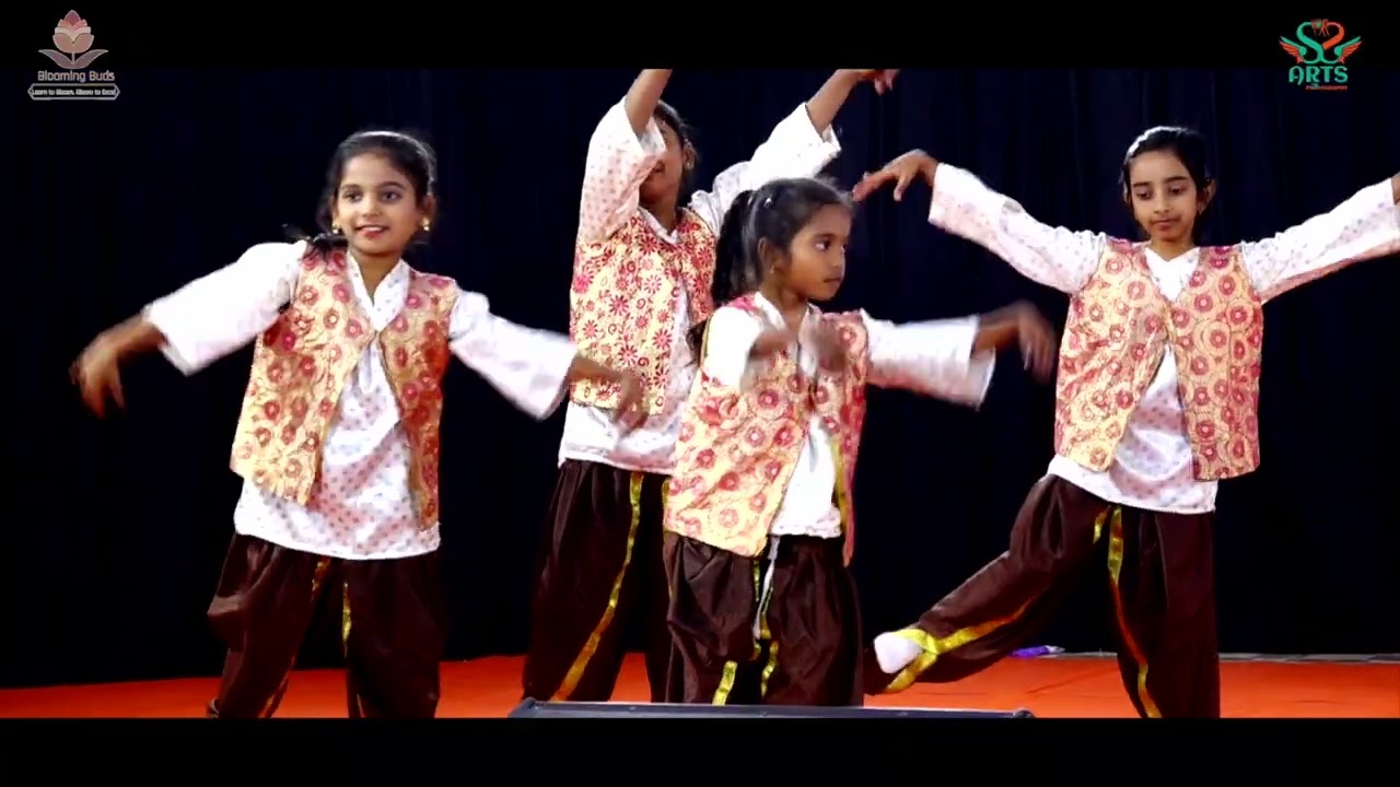 Blooming Buds - 33rd Annual Day - Ancient streets to Modern Beats - Class IV