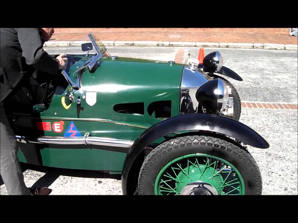 モーガン・スリーホイラー 到着～降ろし～エンジン始動♪
