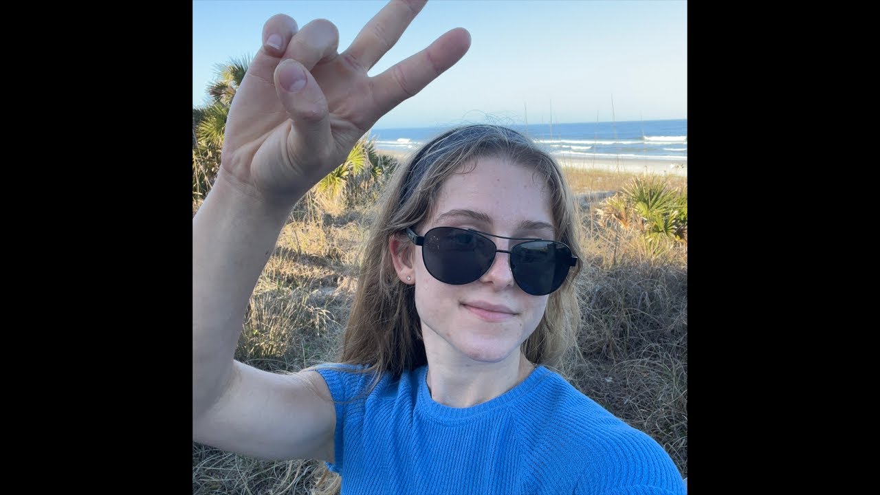 Violette Lani is playing live music! #shorts #livemusicstream #singersongwriter