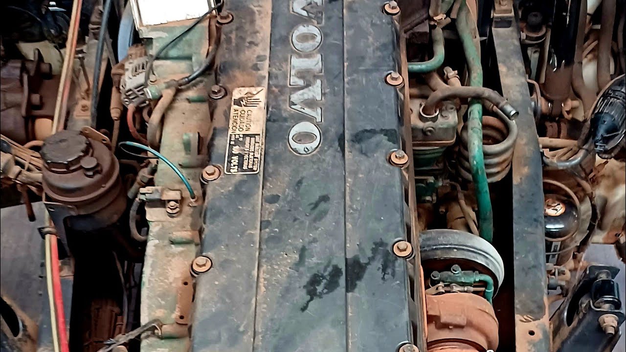 Motor Volvo Fh D12 d. Desmontagem cabeçote.