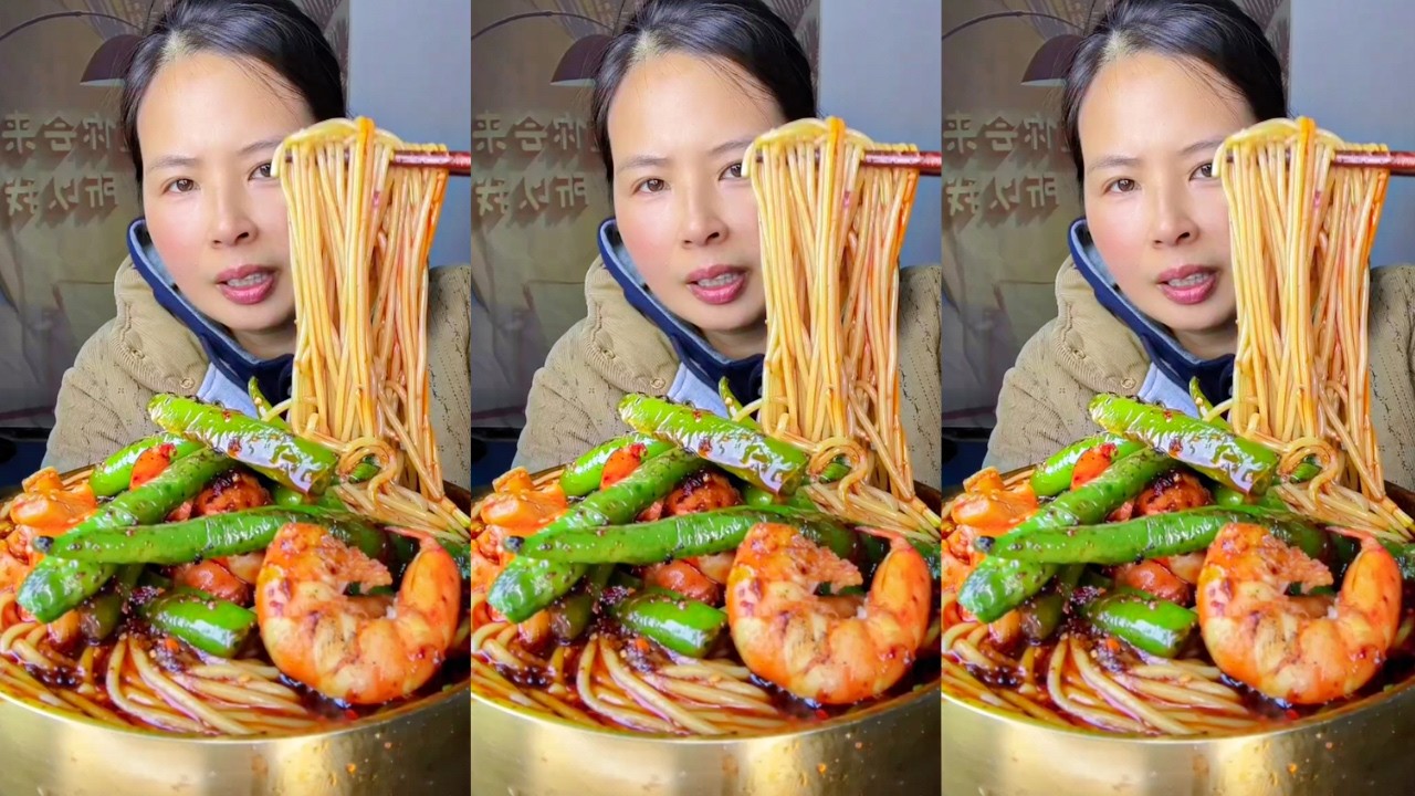 So Delicious! Spicy Malatang Mukbang | Rural Home Cooking 🌶️🍜