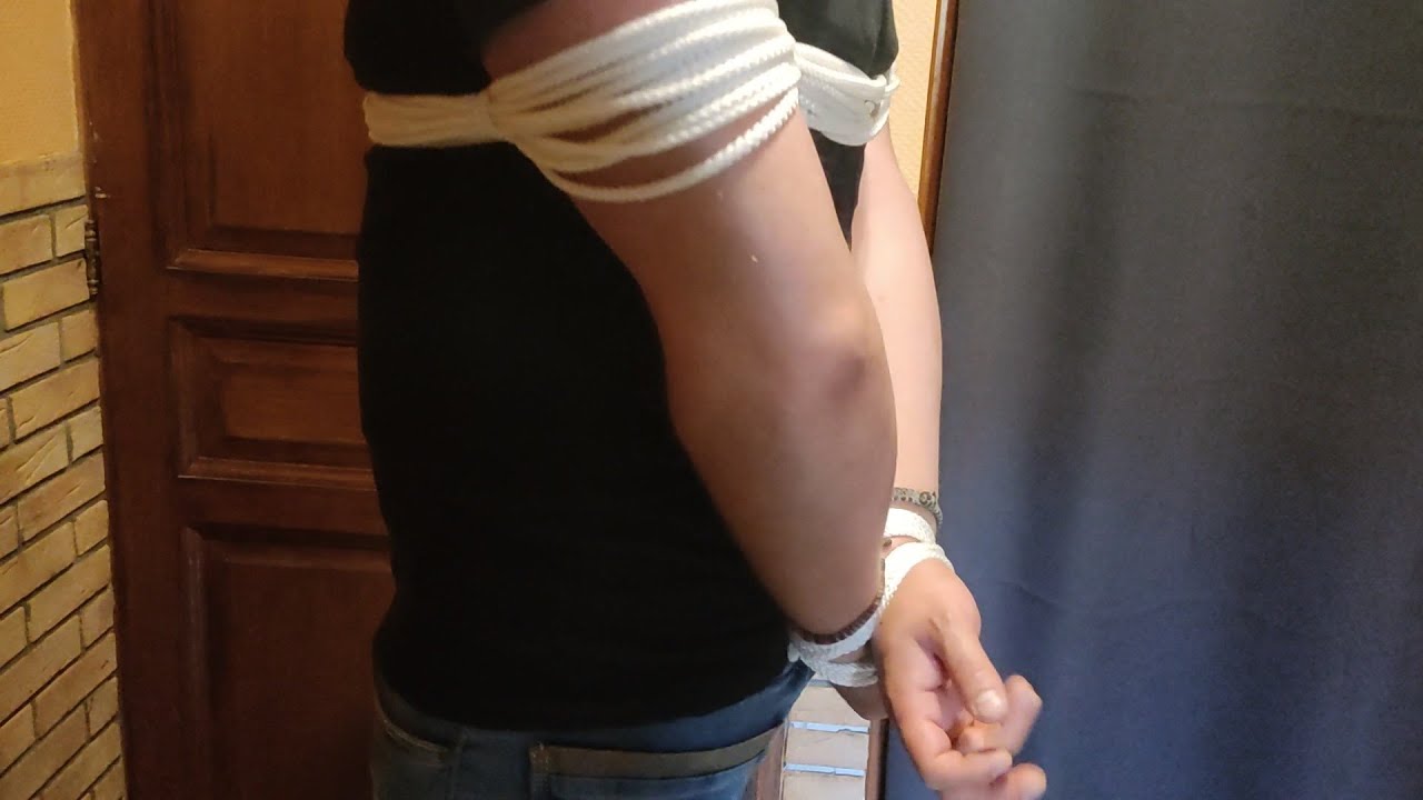 TUTO 2 : Self bondage Harnais de corde pour s'attacher le haut du corps