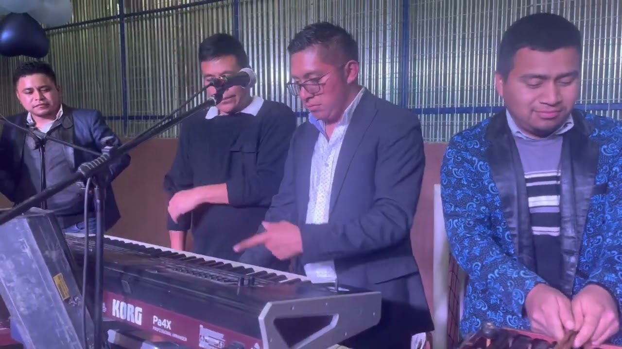 PEDRO GARCÍA (EL PIANISTA) y SONAL KOKONOB’ (Triste Despedida) EN VIVO