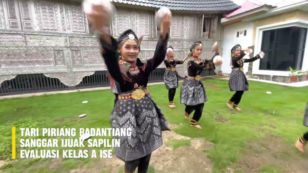 Tari Piriang Badantiang Sanggar Seni Ijuak Sapilin Entertainment
