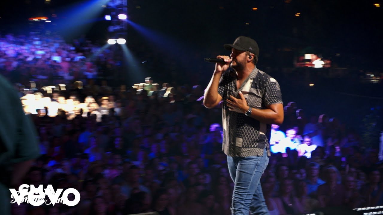 Luke Bryan - Waves (Live From CMA Summer Jam / 2021)