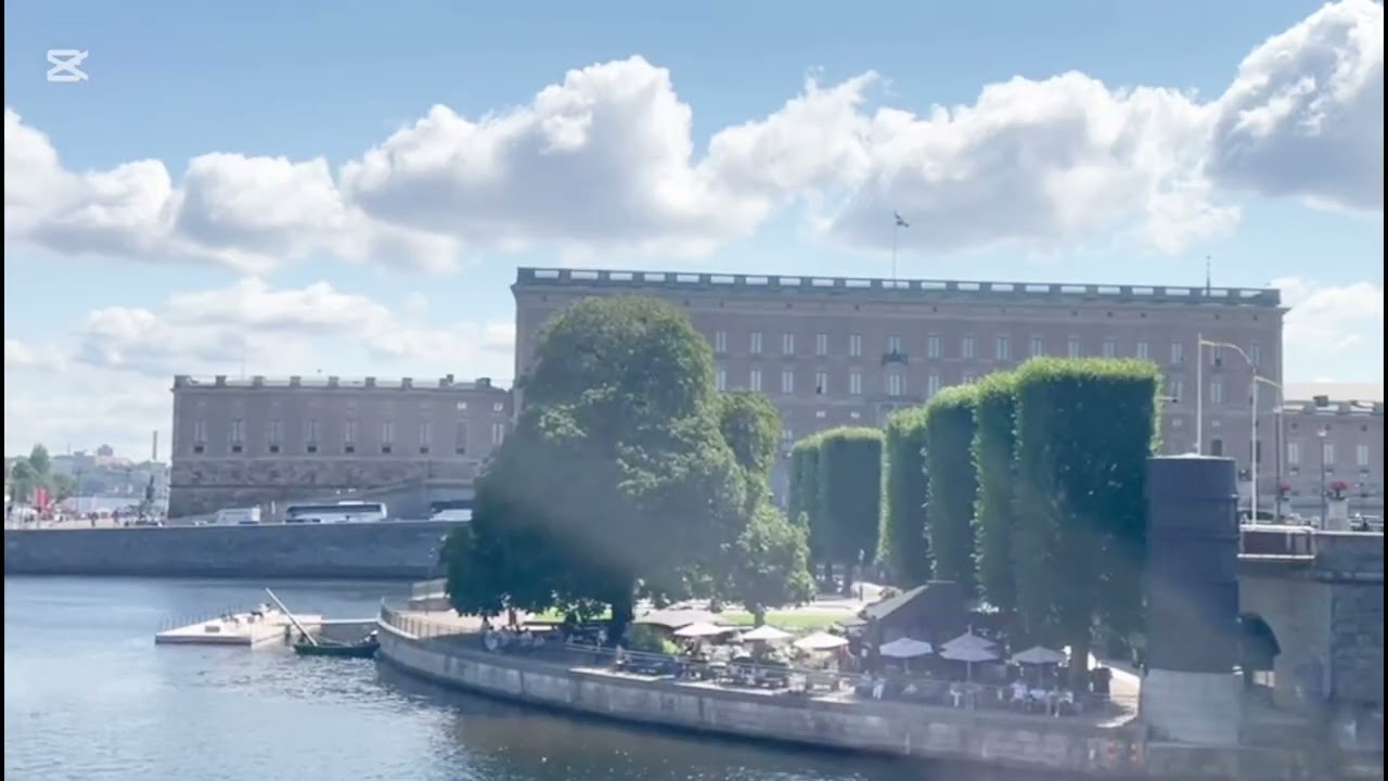 از فنلاند  تا استکهلم | گشت با اتوبوس Hop on Hop offدر شهر زیبای استکهلم 🇸🇪