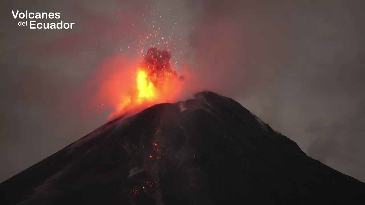 Actividad del volcán El Reventador (08/04/2025) en HD