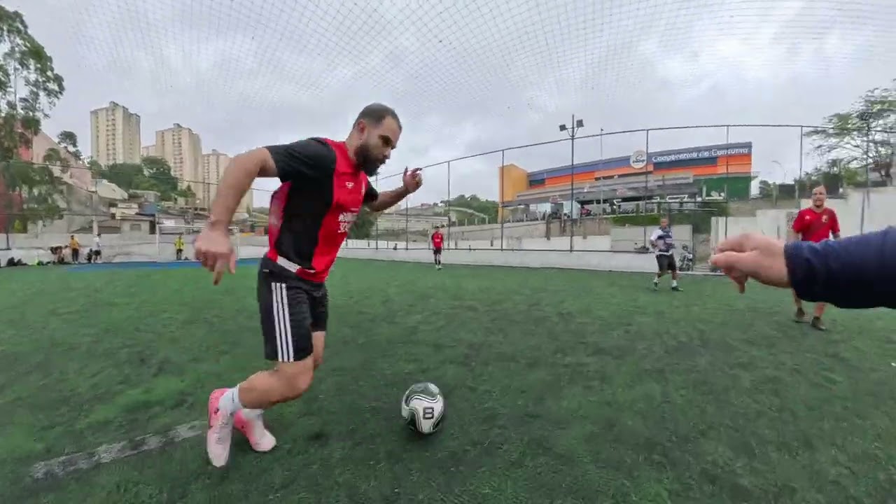 POV: Esse futebol rendeu heim? Entre em campo comigo com visão de 360º