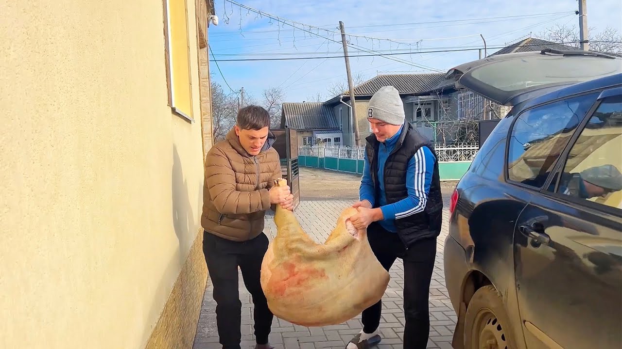 Ne PREGĂTIM de SĂRBĂTORI❄️🌨/ Albert face BURGER🍔