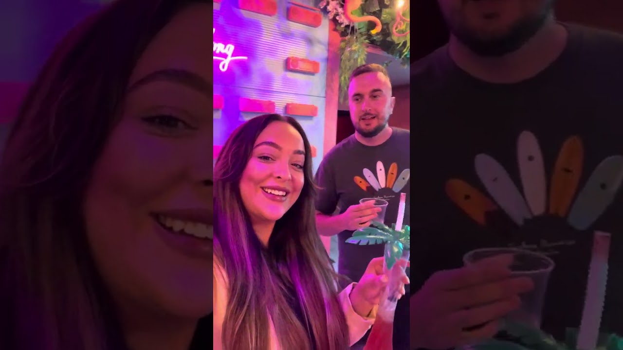 Backyard Cinema, Manchester 🌭🧇 🥤🍹🎦 x