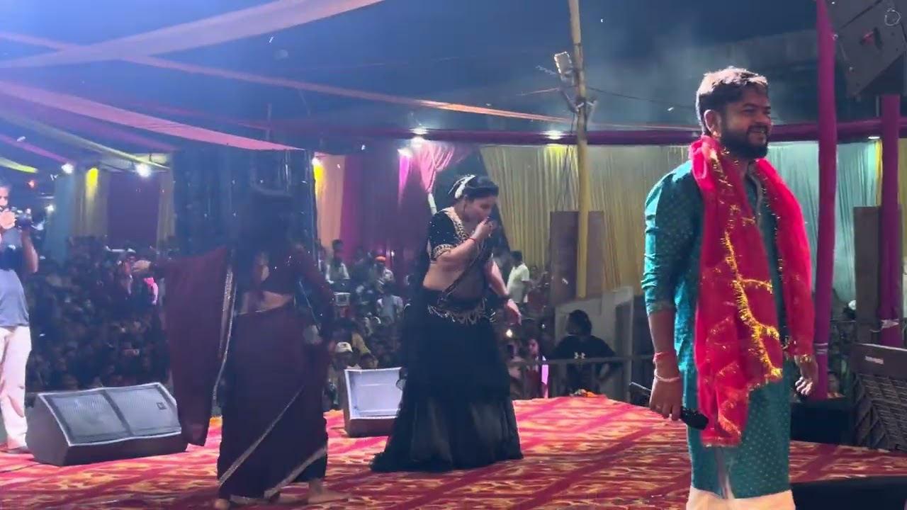 #Vijay Chauhan viral bhakti song | विजय चौहान देवी गीत वायरल स्टेज शो | Bhojpuri live stage | #stage