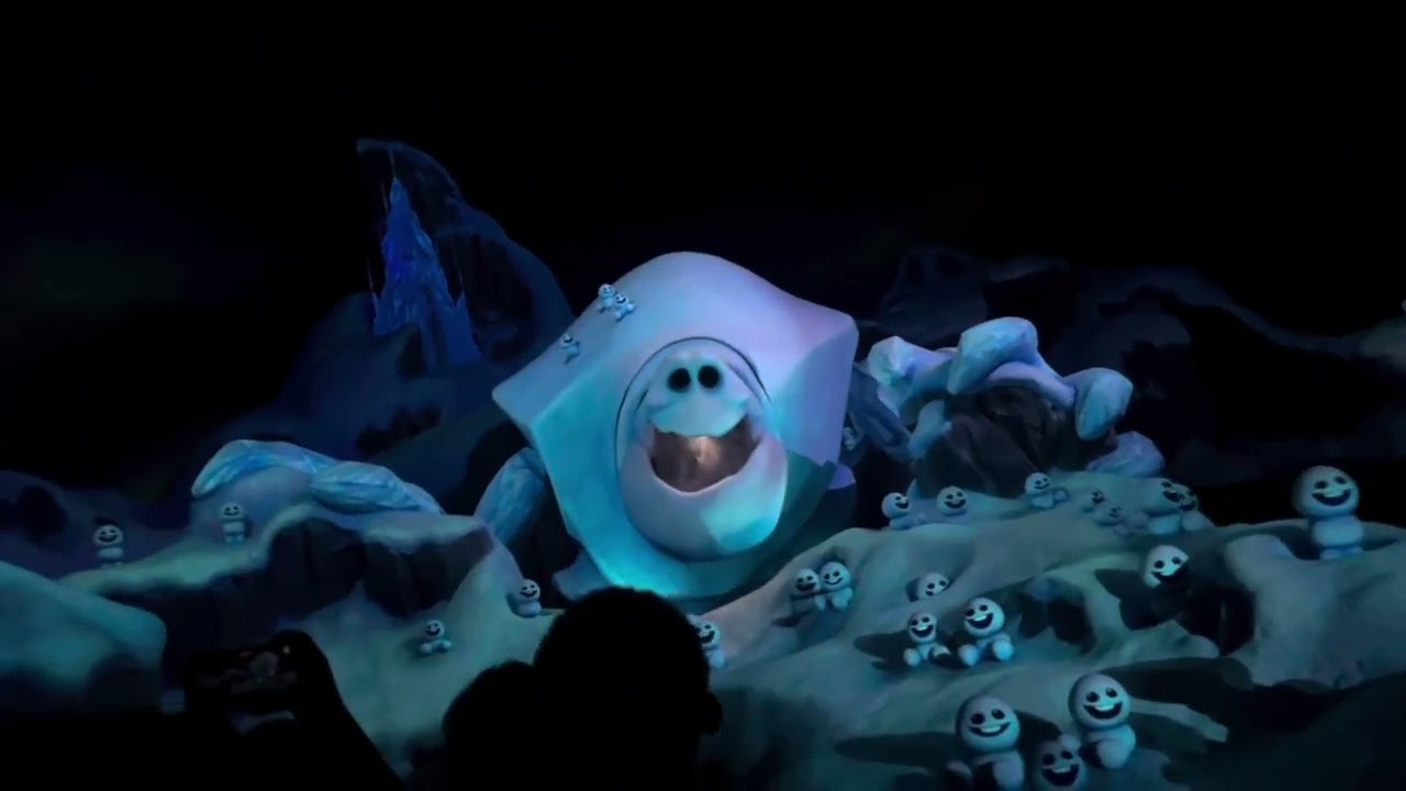 FROZEN (HK Disneyland) 