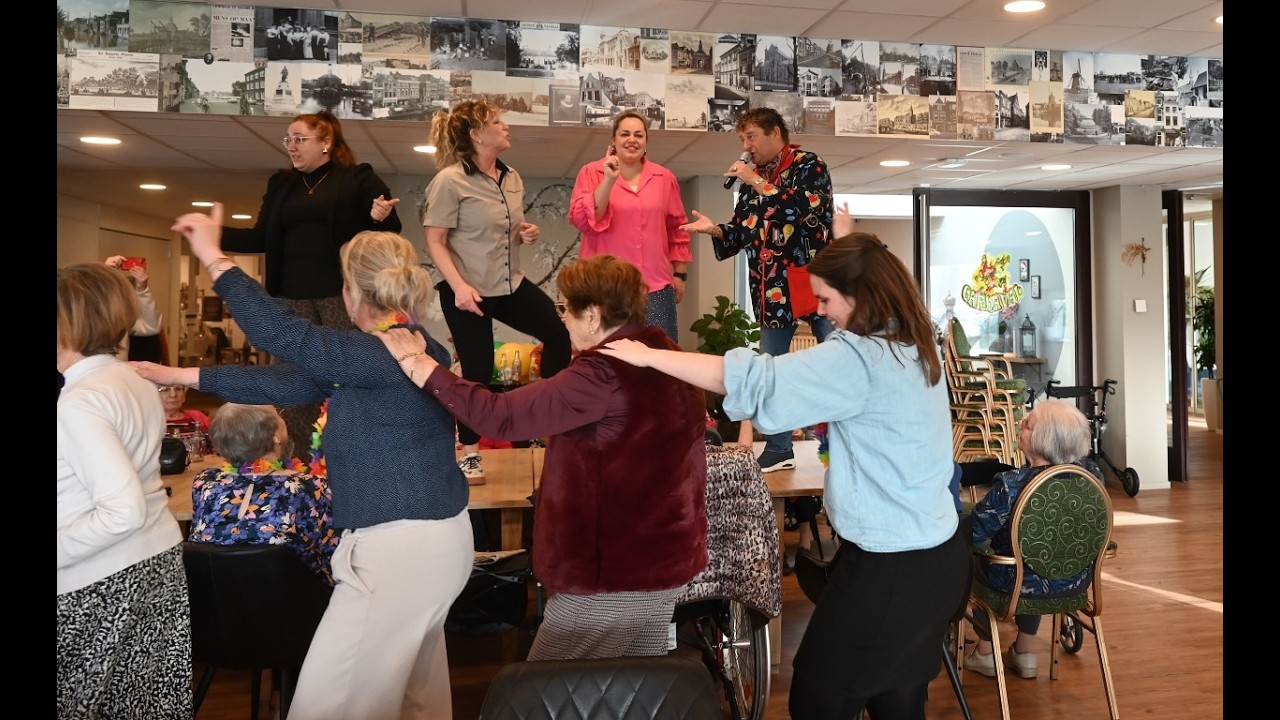 Carnaval 2026 in Huize Roomburgh met Gösta. www.leidseglibber.nl