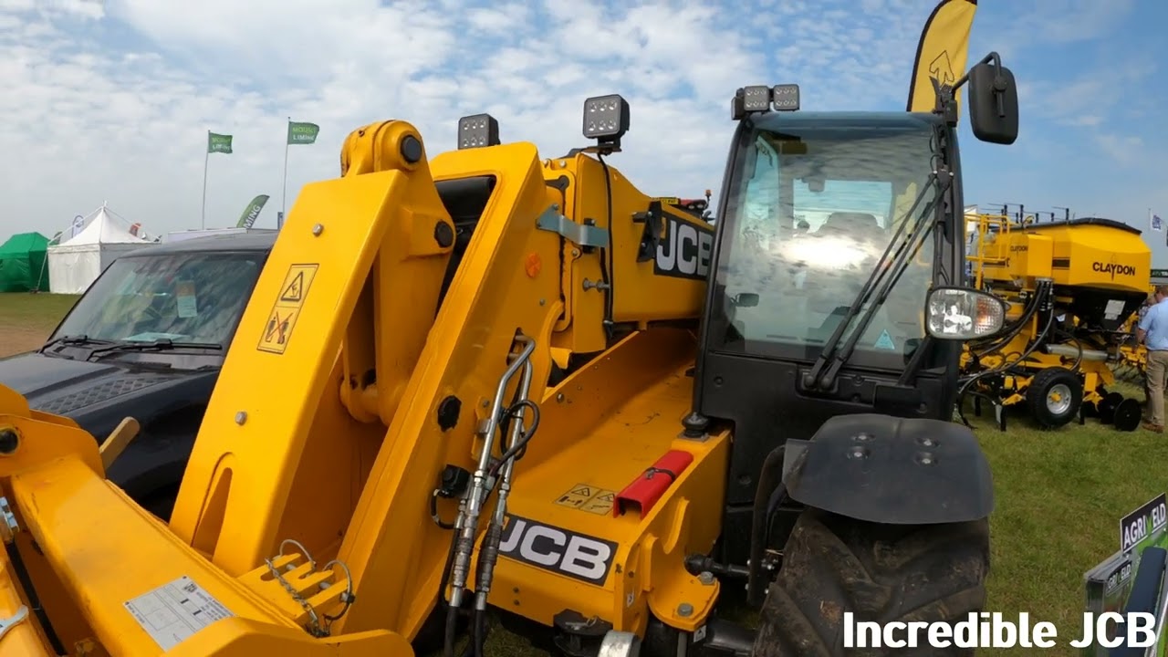 2025 JCB AgriXtra 542.70 4.8 Litre 4-Cyl Stage V Diesel TeleHandler Loadall 100 HP Agriweld Cereals