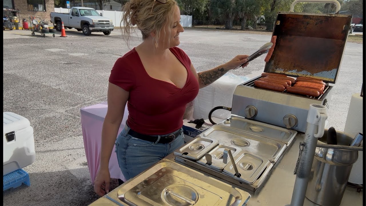 Sunshine’s Hotdogs ™ is live!