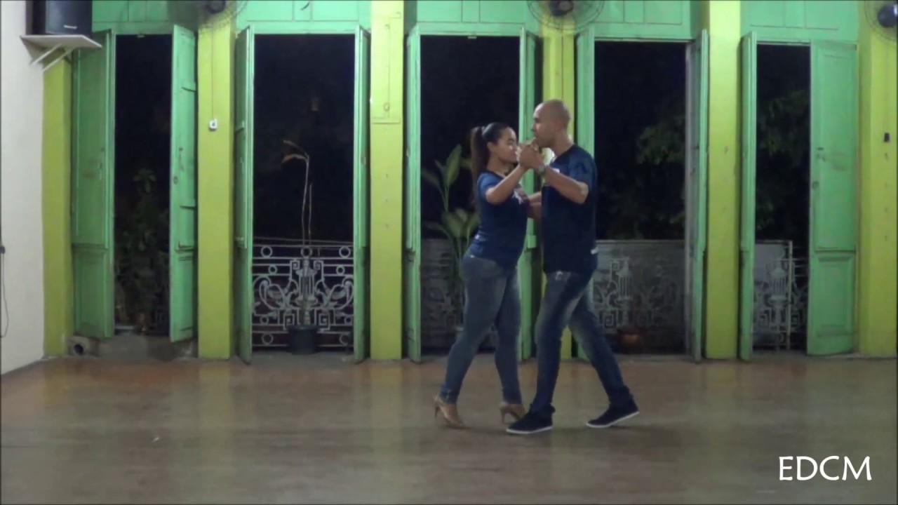 Espa&ccedil;o de Dan&ccedil;a Caio Monatte -  Bolero avan&ccedil;ado