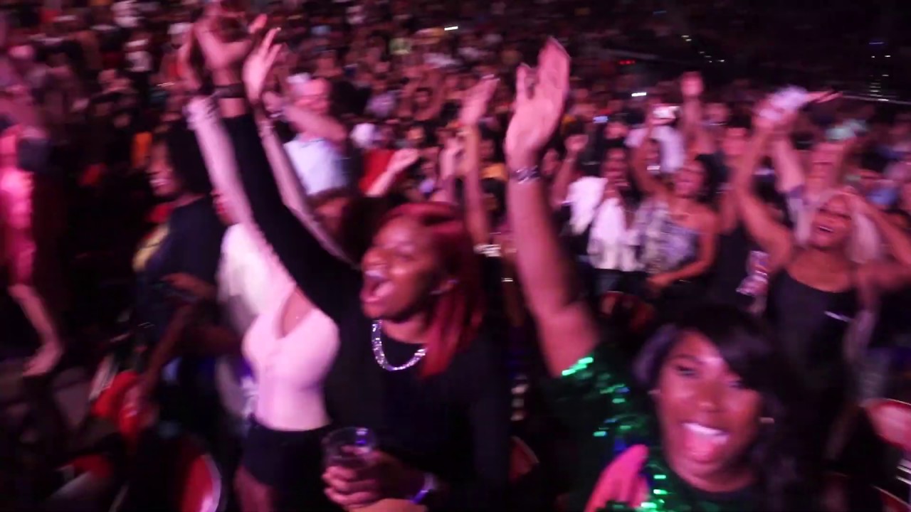 TORY LANEZ Destroys 90's RNB CLASSICS Acapella @ Chris Brown Indigoat Tour (Candy Rain, Poison)