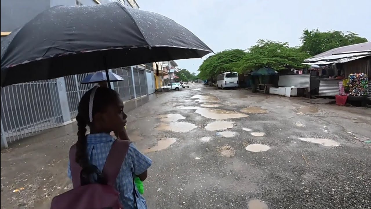 A Day in Honiara 🇸🇧 | School Run, Bad Weather & Point Cruz Road Reality