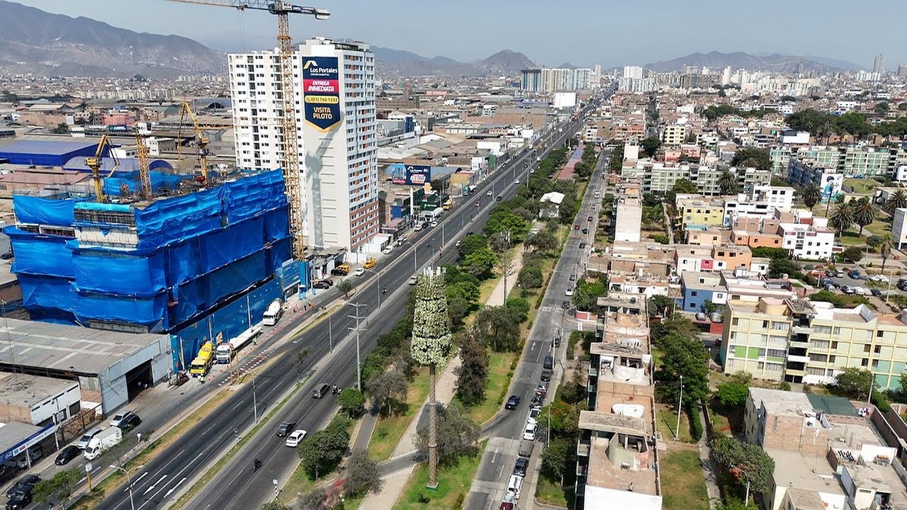 Cedro 33 piso 10 de 34 en el Cercado. La Av Colonial con mucho potencial para futuros proyectos