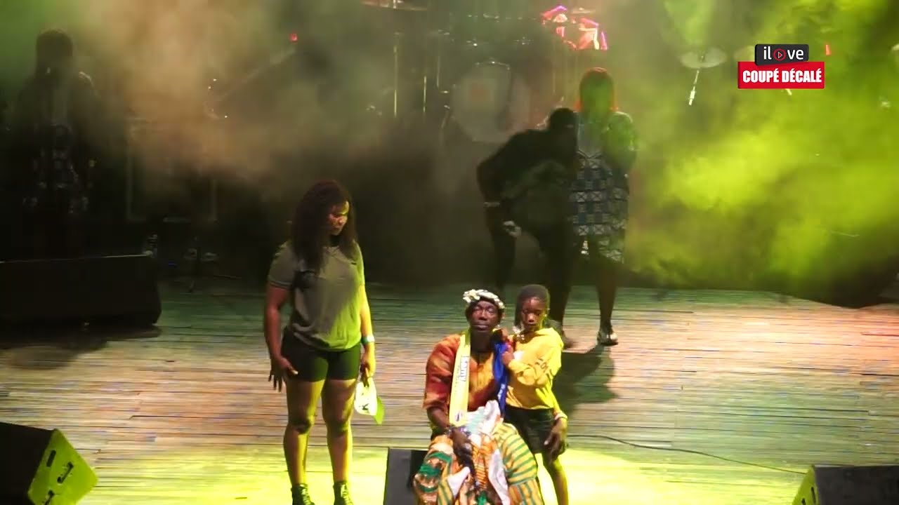 CONCERT DE SAMY SUCCÈS AU PALAIS DE LA CULTURE