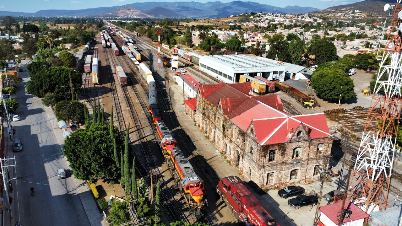 CPKC: Patio de maniobras en Empalme Escobedo,Gto desde el aire!